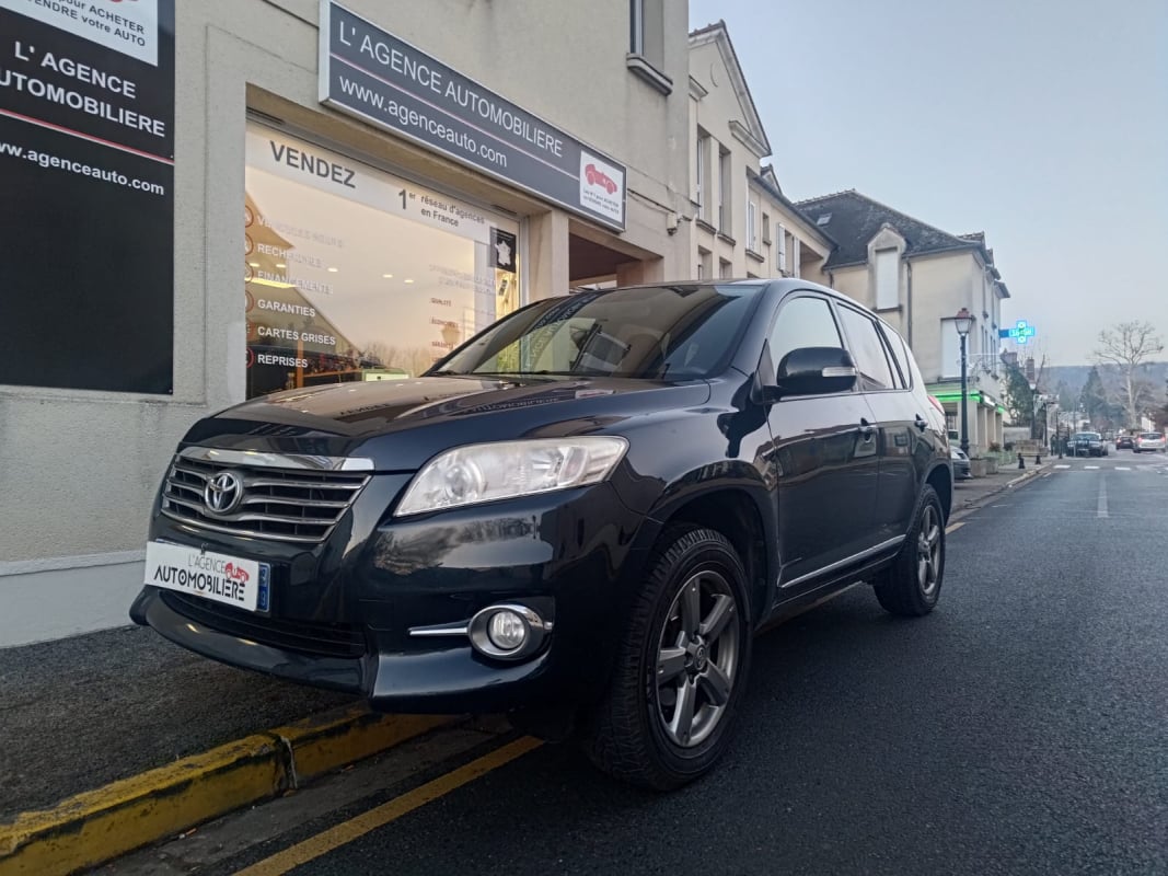 Toyota RAV4 2.2 150d-4d 4wd LIMITED EDITION — 1