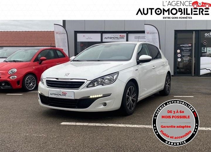 Peugeot 308 1.2 e-THP Puretech Style 110 cv — 1