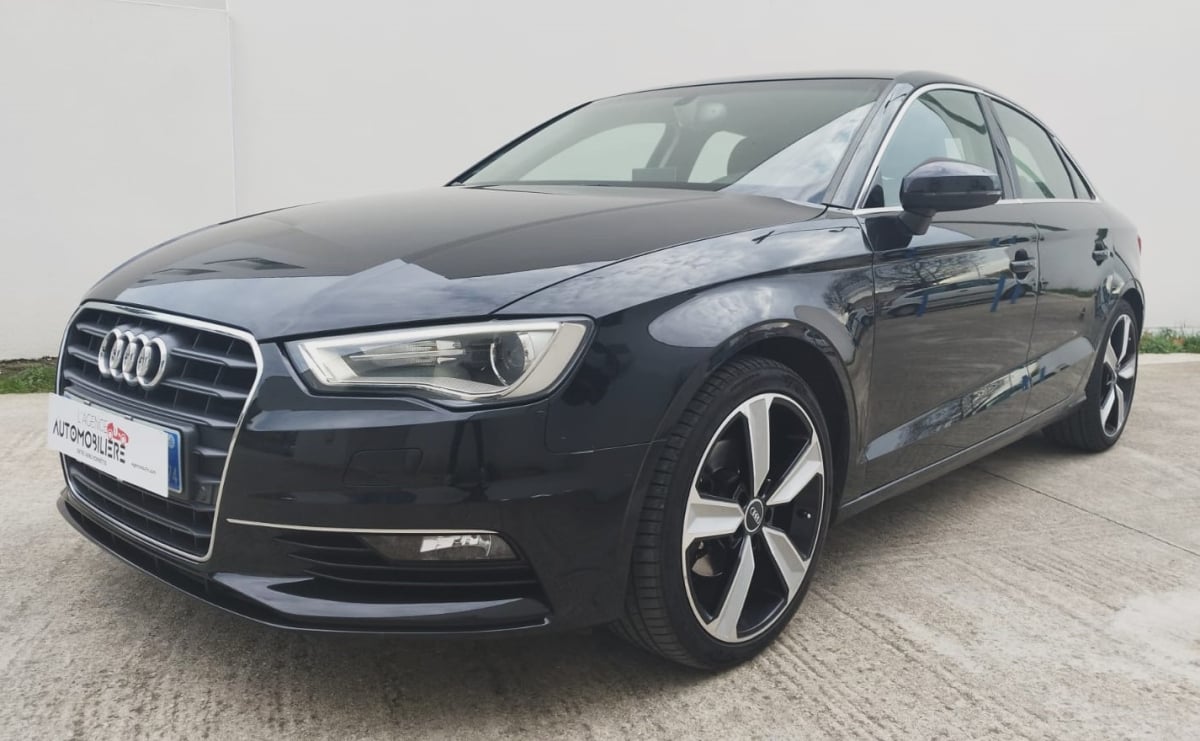 Audi A3 A3 Ambition Luxe 105 TDI S-tronic limousine à partir de 223.31€/mois — 1