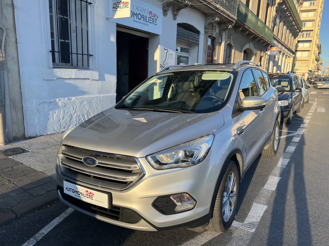 Ford Kuga 1.5 TDCI 120 TITANIUM 4X2 POWERSHIFT BVA START-STOP (Caméra de recul, roue de secours, ...) — 1