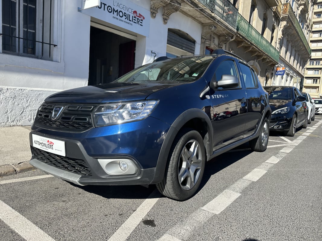 Dacia Sandero STEPWAY 0.9 TCE 90 EASY-R BVA (1ère main, entretien complet Dacia,..) — 1