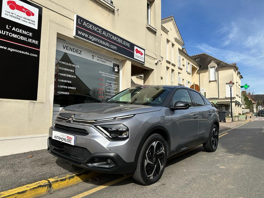 Citroen C4 1.2 130cv SHINE EAT8 8000KMS!! — 1
