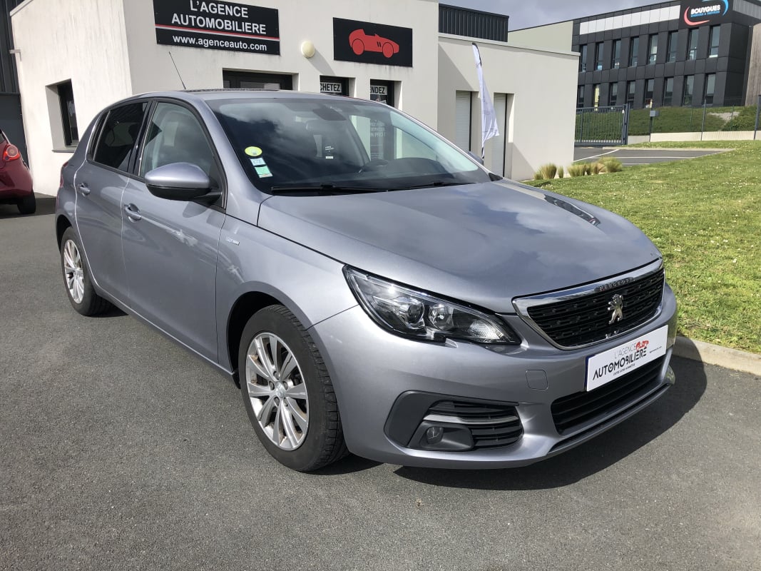 Peugeot 308 GENERATION-II 1.5 BLUEHDI 100 STYLE START-STOP — 1