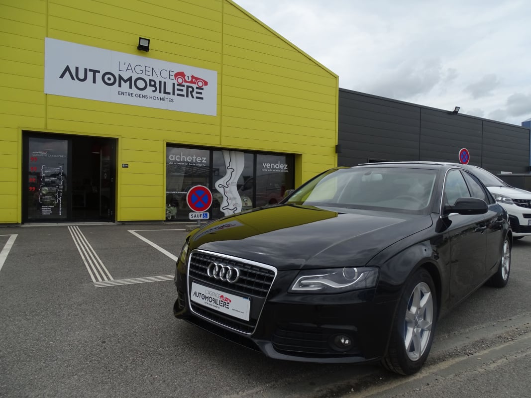 Audi A4 2.0 L TDI 145 AMBIENTE — 1