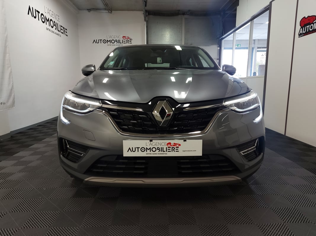 Renault Arkana 1.6 E-TECH 145 EVOLUTION EDC 22 — 2
