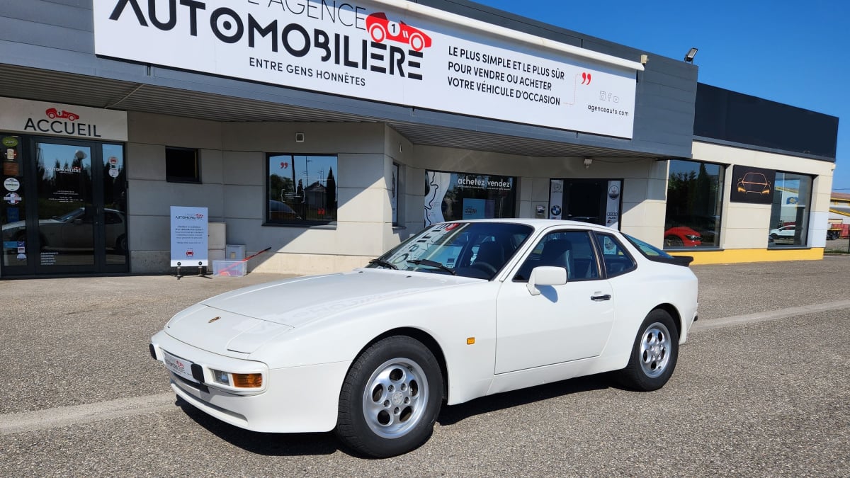 Porsche 944 S 2.5 Coupé 190 cv phase 2 — 1