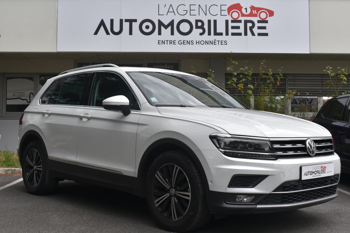 Volkswagen Tiguan CARAT II 2.0 TDi DSG7 150 cv Boîte auto — 1