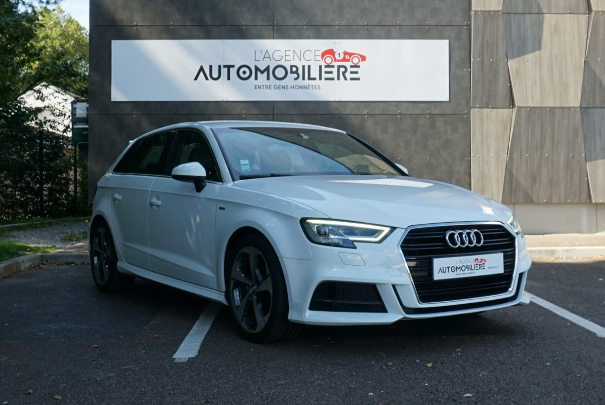 Audi A3 Sportback 1.5 TFSI 150 ch - S-LINE — 1