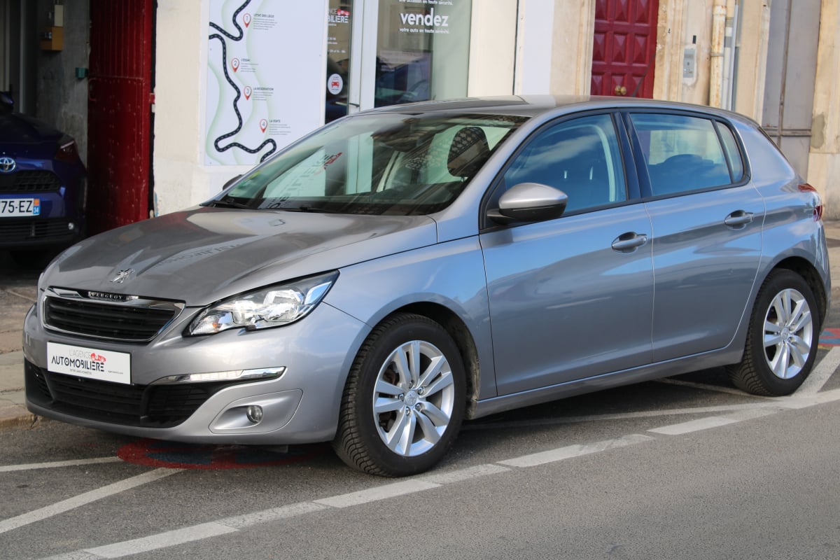Peugeot 308 GENERATION-II 1.6 E-HDI 115 BUSINESS PACK (GPS, Radar de recul, ..) — 1