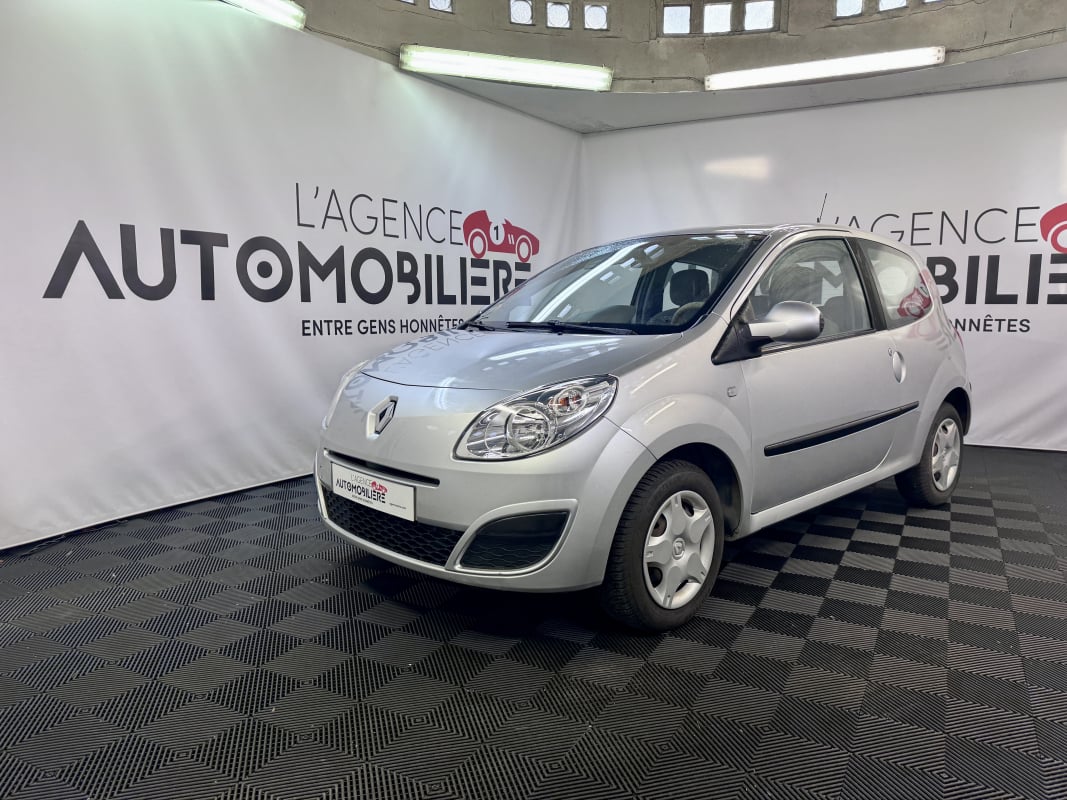 Renault Twingo 1.5 DCI 65 TREND — 1