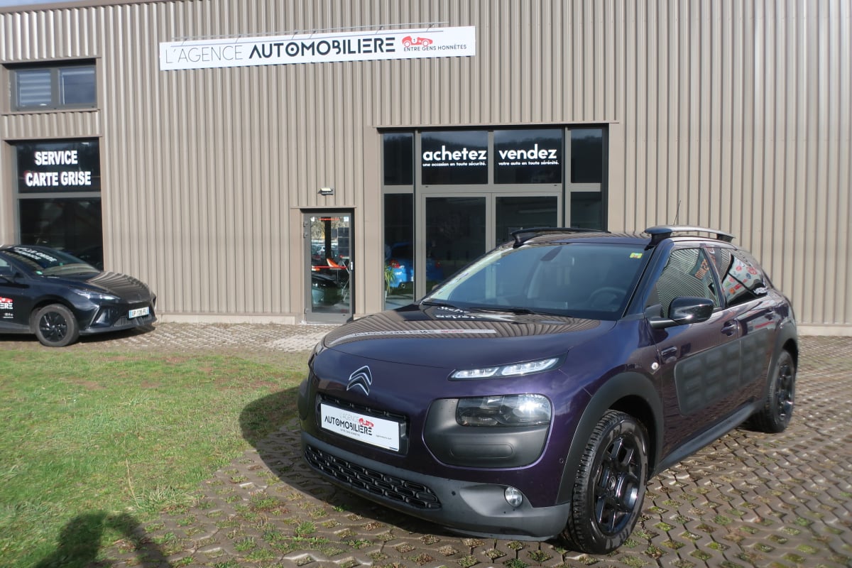 Citroen C4 Cactus 1.2 VTi 12V Shine 82Cv — 1
