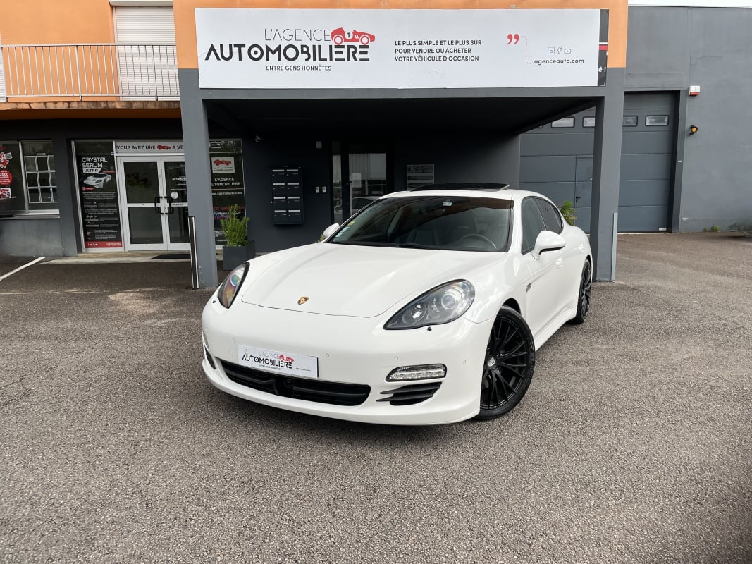 Porsche Panamera 3.0D 250cv - Toit ouvrant/Bose/Sièges électriques à mémoire/Pack Chrono/Radar AV-AR — 1