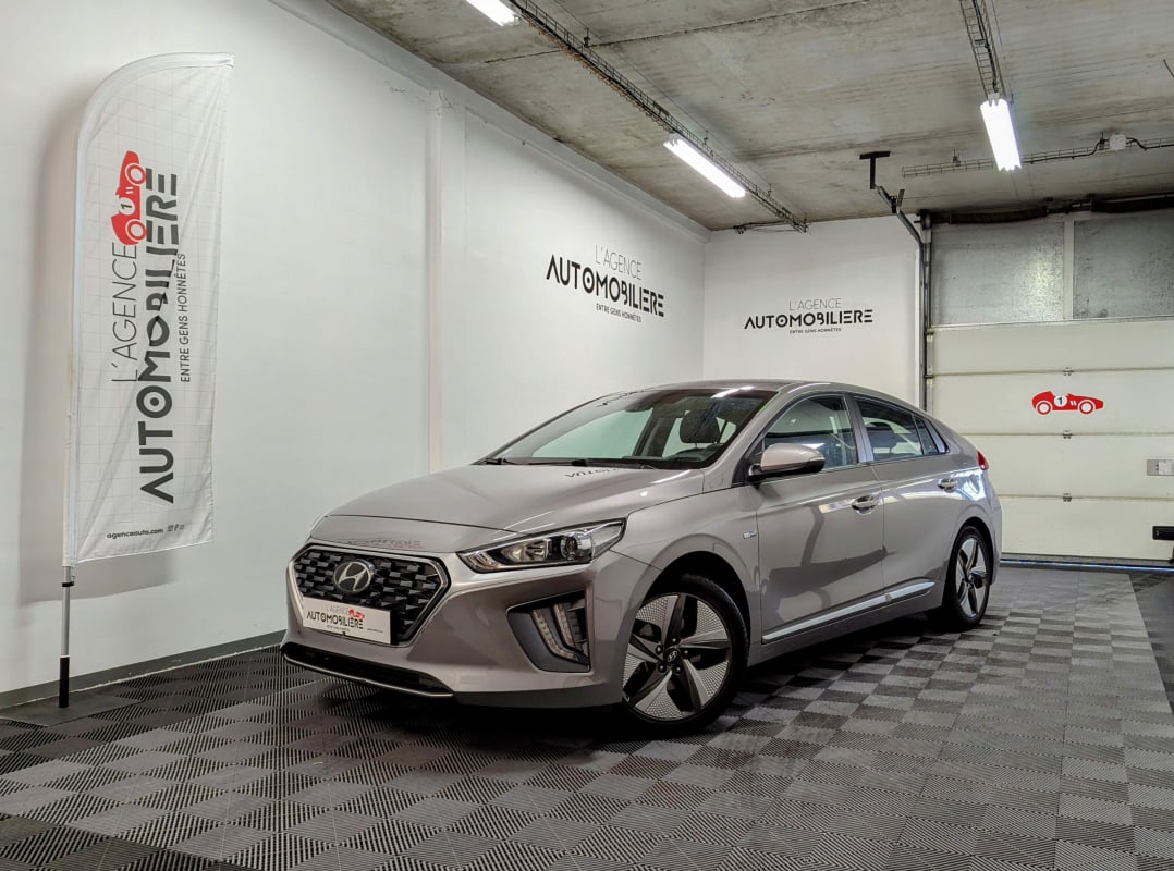 Hyundai IONIQ (2) 1.6 HYBRID 141 BUSINESS + TVA RECUPERABLE — 1