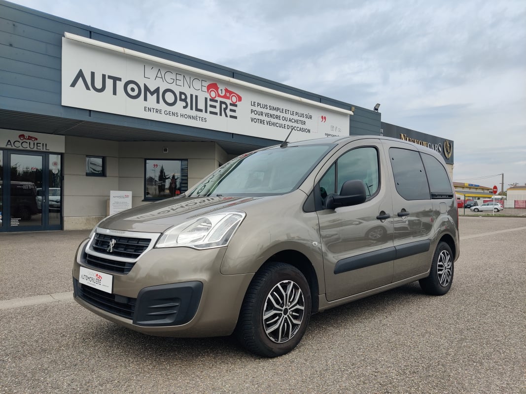 Peugeot Partner Tepee 1.2 110 ch Caméra / Régulateur / Clim / Bluetooth — 1