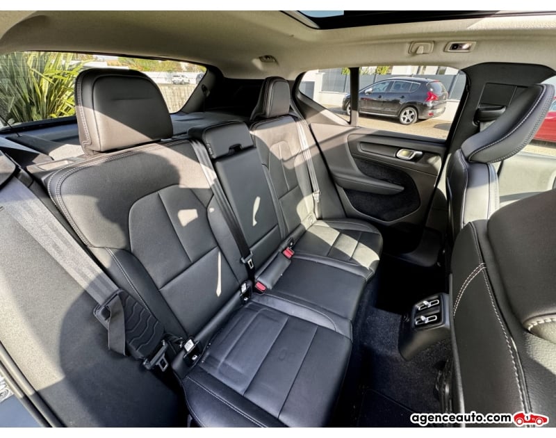 Volvo XC40 T5 Recharge 180CV+82CV Inscription LUXE DCT 7 Toit Ouvrant Panoramique — 2