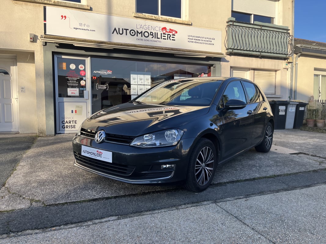 Volkswagen Golf VII 1.6 TDI 110cv Allstar DSG 7 - Caméra de recul — 1