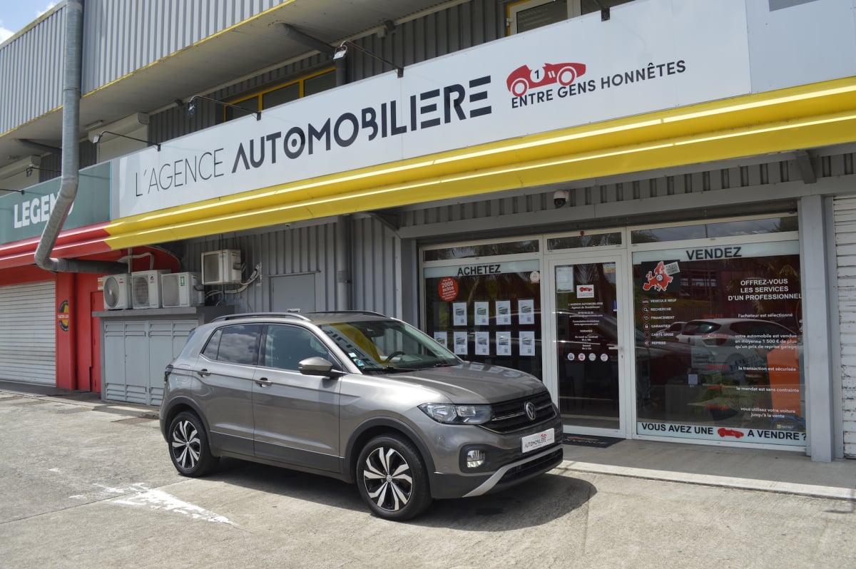 Volkswagen T-Cross 1.0 TSI 115 LOUNGE DSG — 1