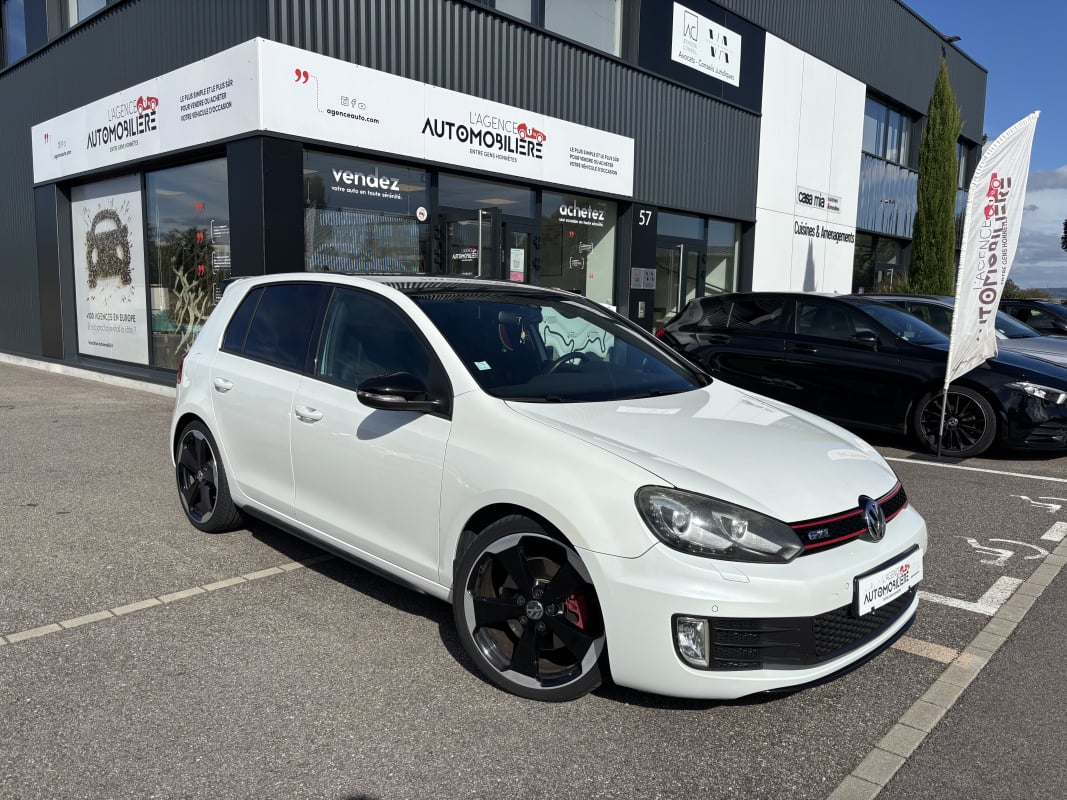 Volkswagen Golf GTI 2.0 TFSi 16V DSG6 211 cv — 1