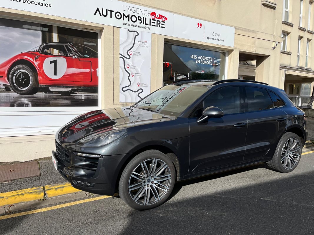 Porsche Macan 3.0 V6 S 340CH HISTORIQUE PORCHE COMPLET — 1