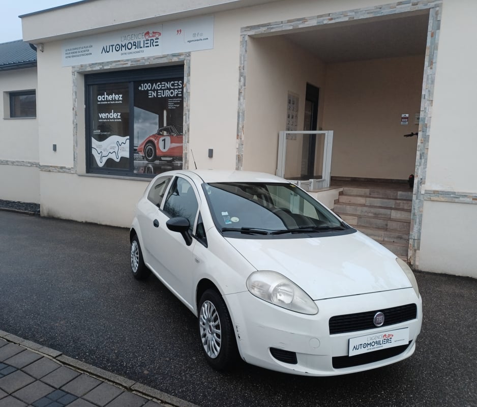 Fiat Punto 1.2 65 CV Cult 3 Portes — 1