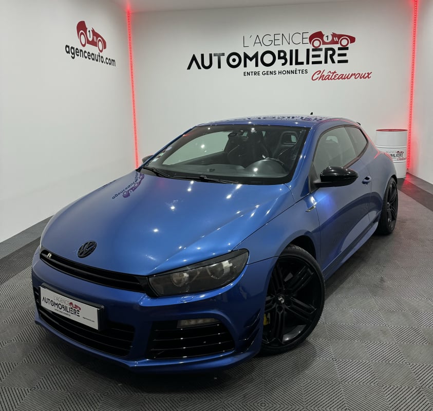 Volkswagen Scirocco R 2.0 TSI 324CV BVM6 SIEGE SAN REMO CHAUF/LIGNE INOX/GPS/JTES 19' NOIR
