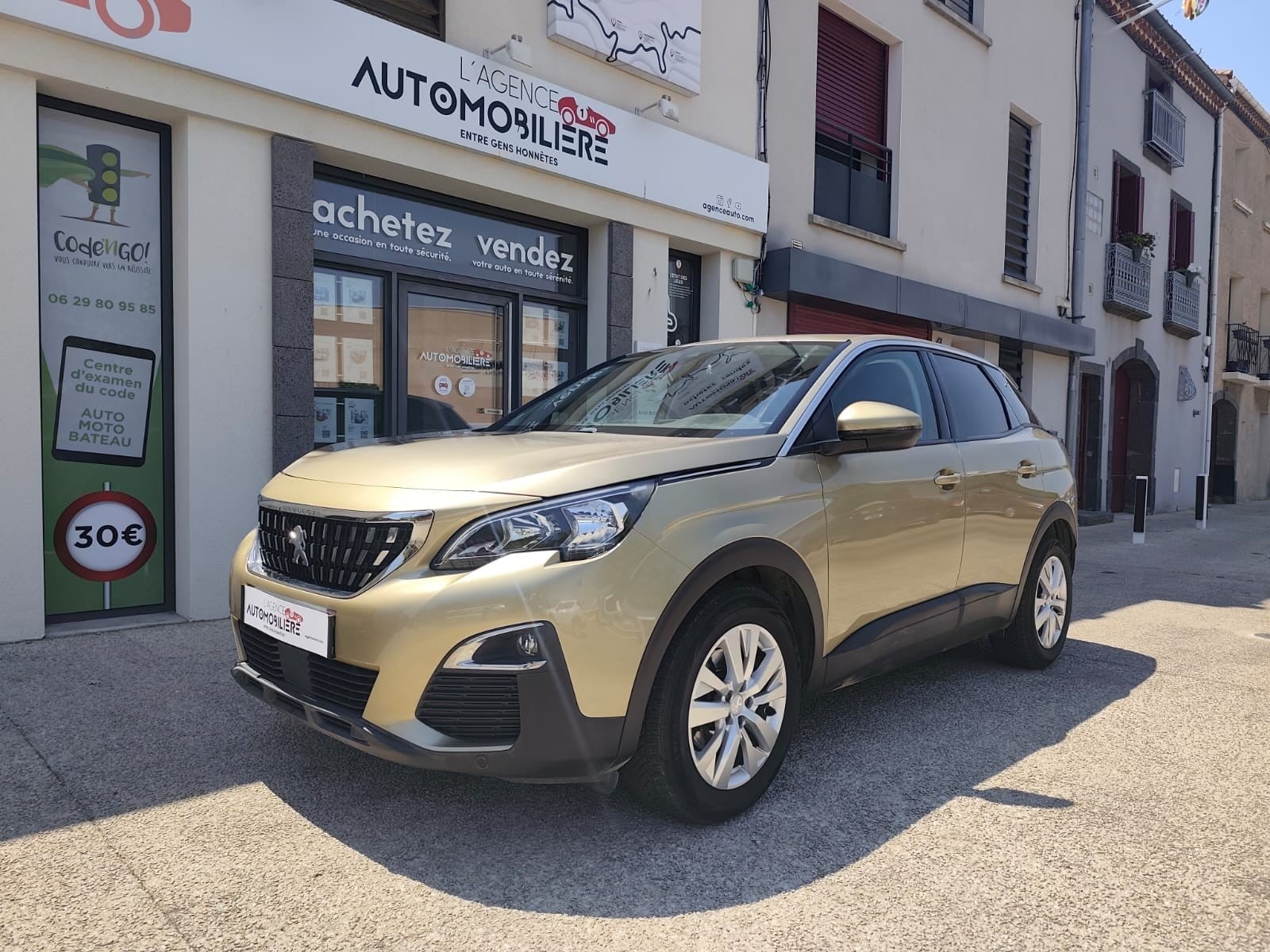 Peugeot 3008 1.5 130cv Active - Camera - Distribution neuve