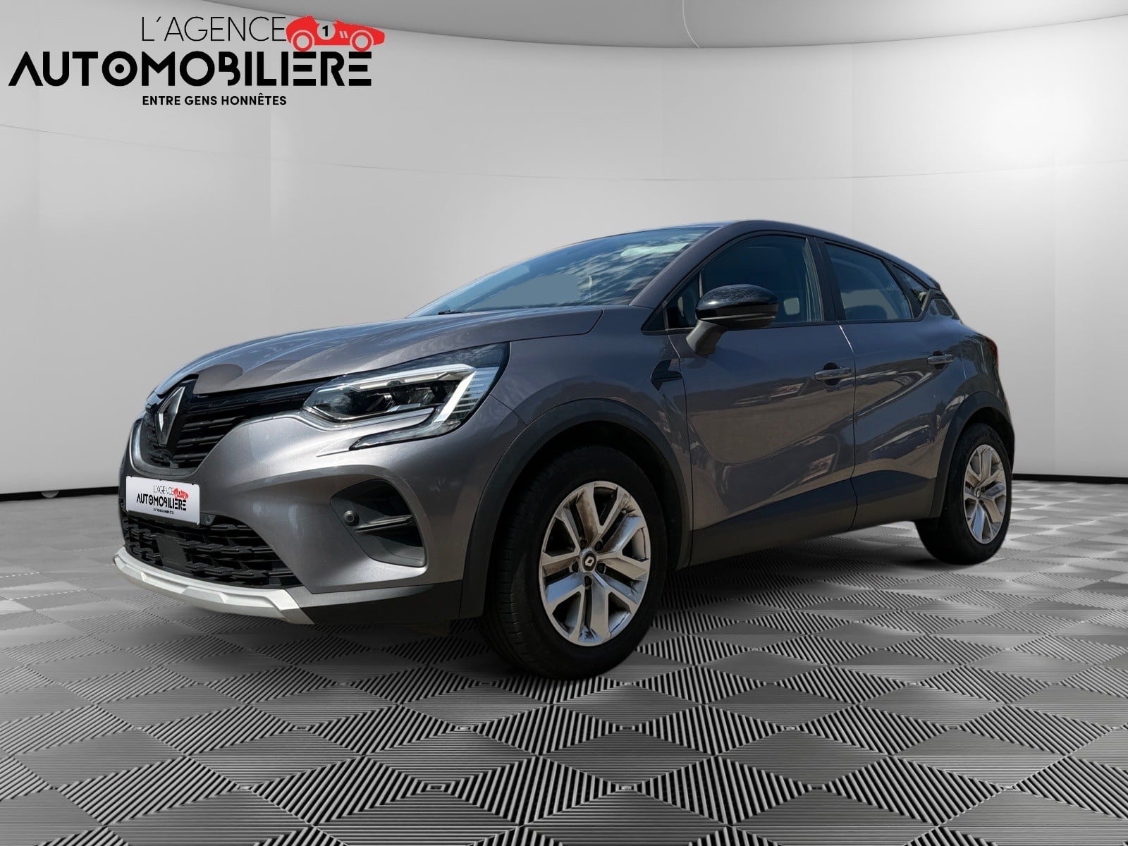 Renault Captur 1.3 TCE MICRO-HYBRID 140 HYBRID business — 1