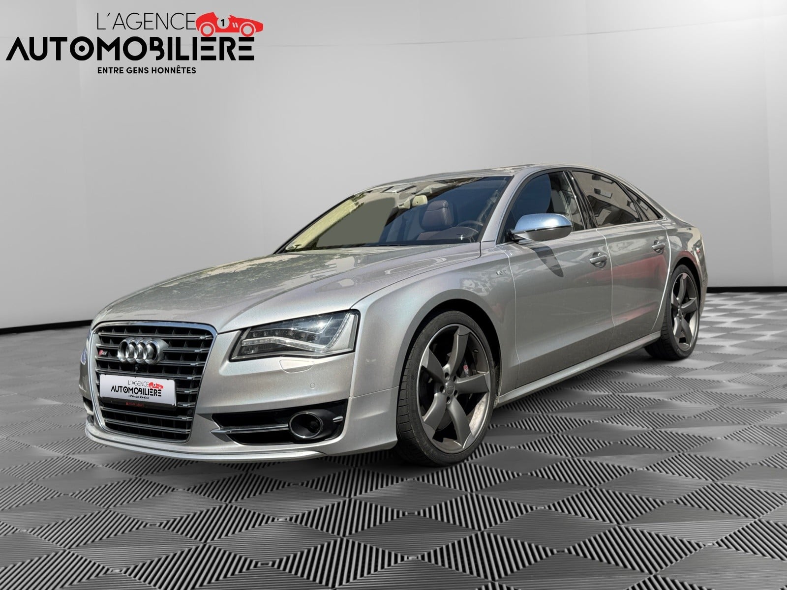 Audi S8 4.0 V8 TFSI 520ch Quattro Tiptronic