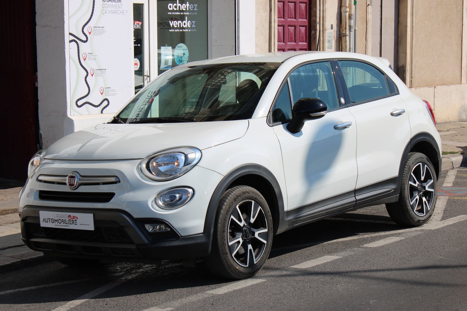 Fiat 500X 1.6 E-TORQ 110 LIVE EDIZIONE 4X2 ( Radar Arr, Moteur à chaîne, GPS ... )