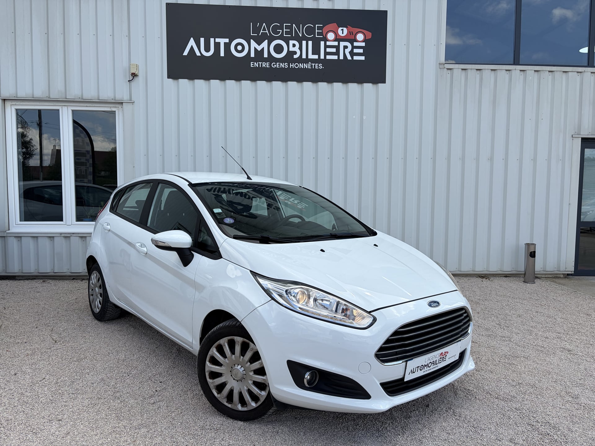 Ford Fiesta 1.0 ECOBOOST - 100cv TITANIUM / COURROIE NEUVE