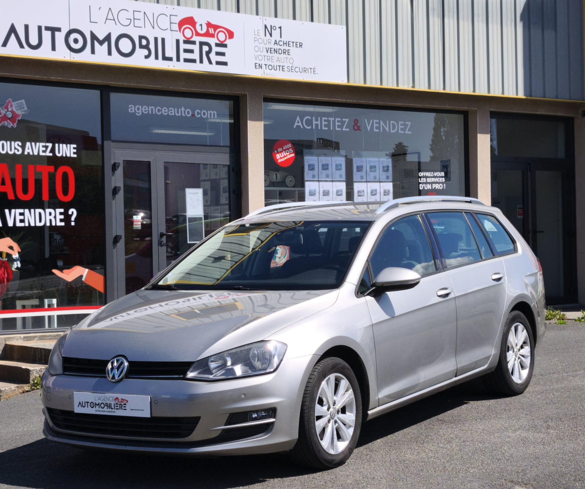 Volkswagen Golf VII SW 1.6 tdi BlueMotion 105 ch CONFORTLINE