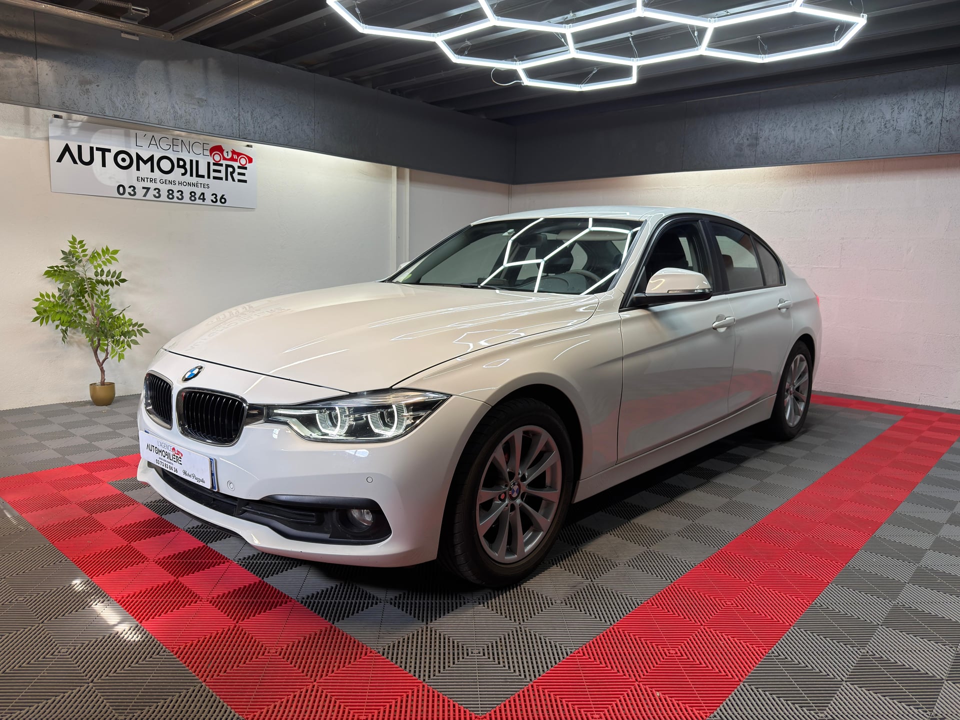 BMW Série 3 318DA F30 LCI 150 ch BUISNESS DESIGN