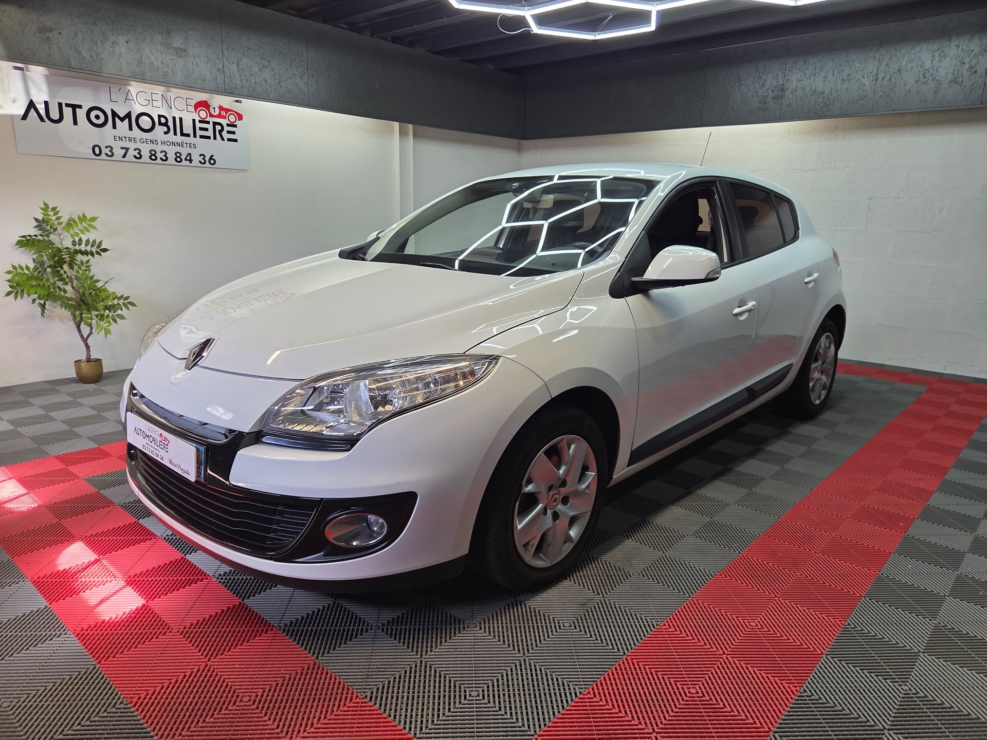 Renault Megane (3) Phase 2 1.5 dCi 110ch