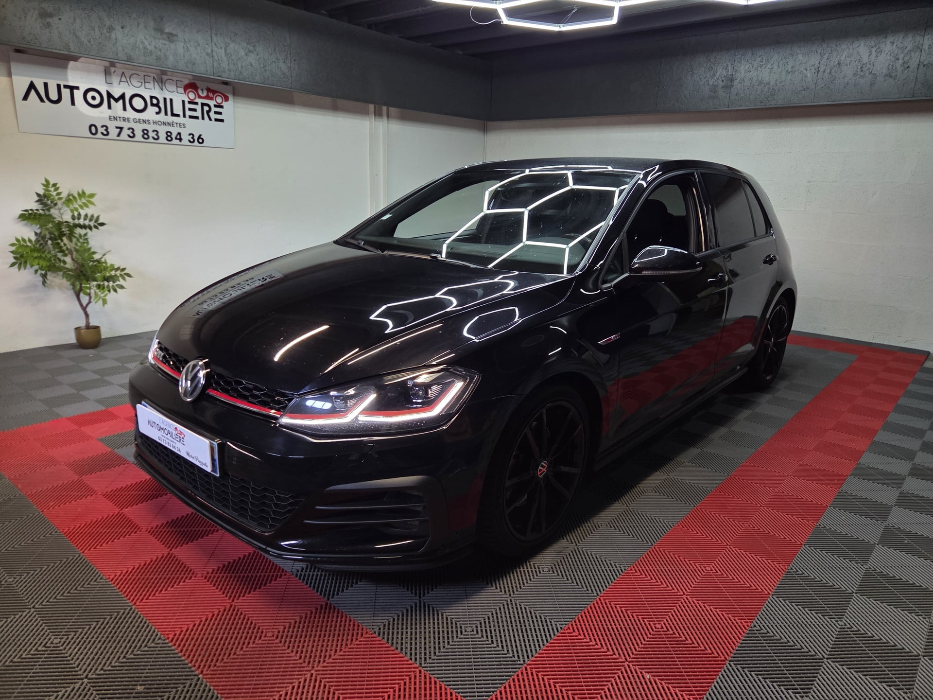 Volkswagen Golf Golf VII (2) 2.0 TSI 230ch GTI Performance DSG6 5p GARANTIE 12 MOIS