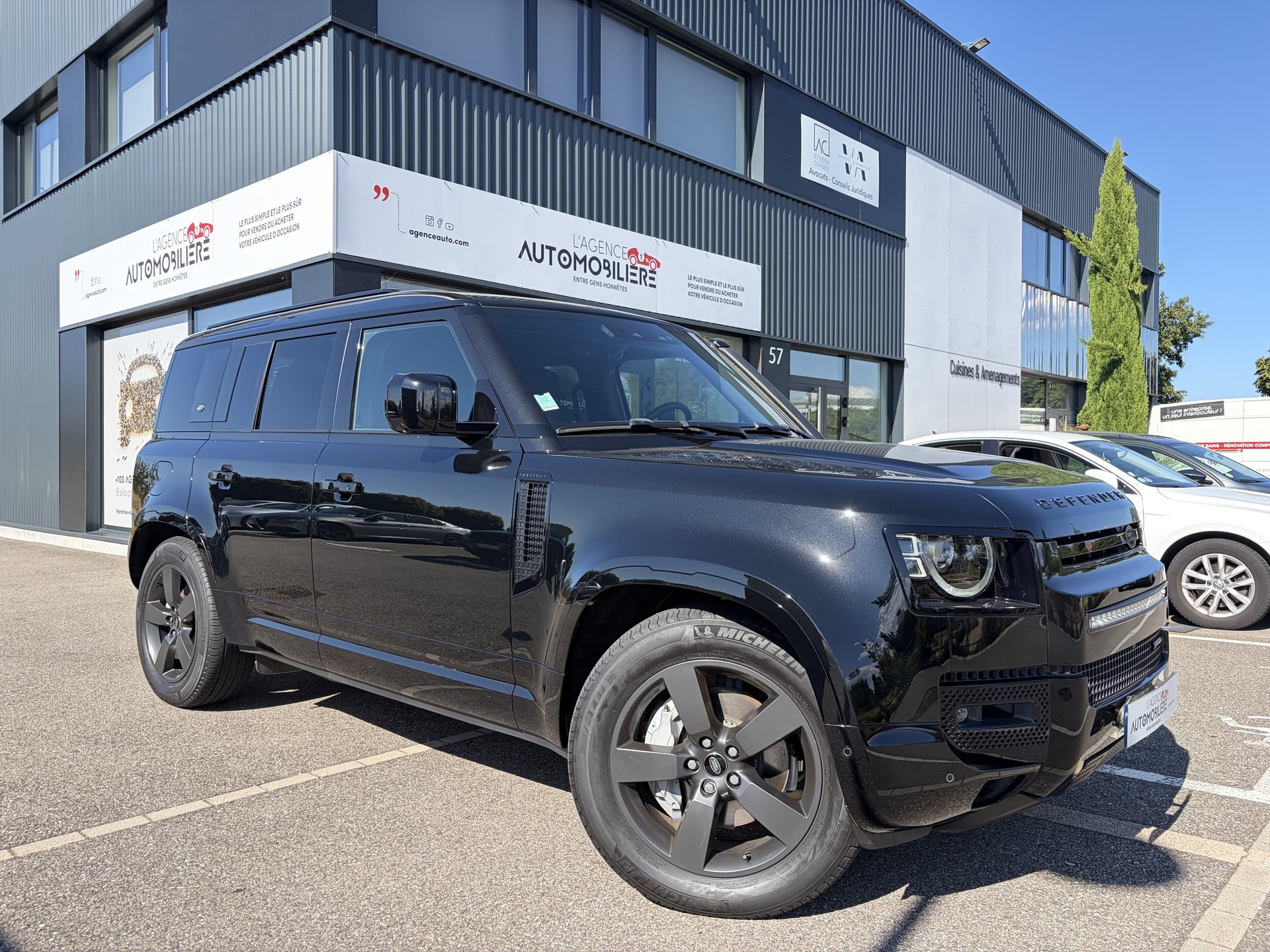 Land Rover Defender 110 2.0 P400E PHEV X DYNAMIC HSE TREUIL + ATTELAGE