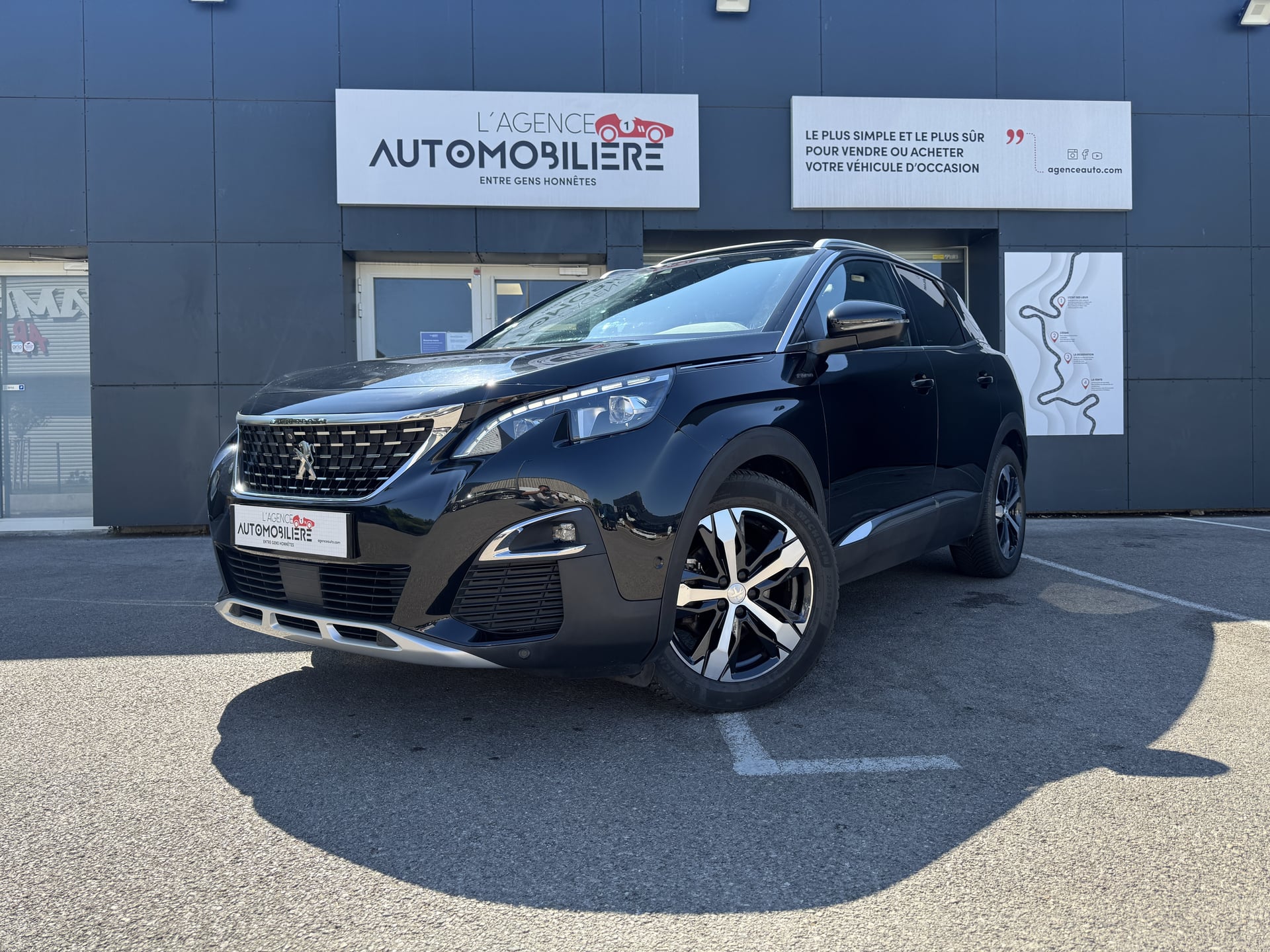 Peugeot 3008 1.6l 165ch THP GT Line full Cuir Toit Pano
