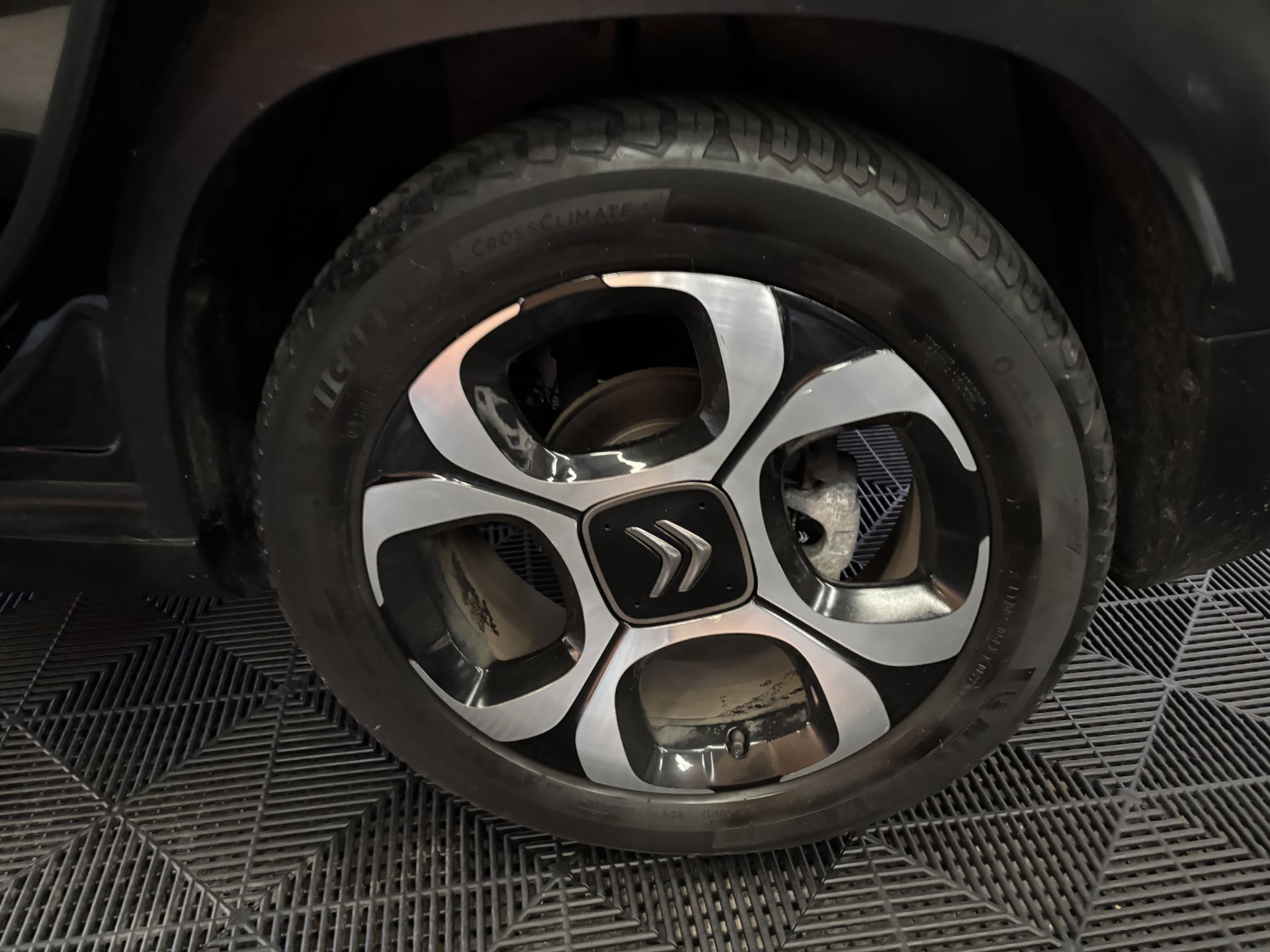 Citroen C3 1l5 Bluehdi finition shine bisness — 24