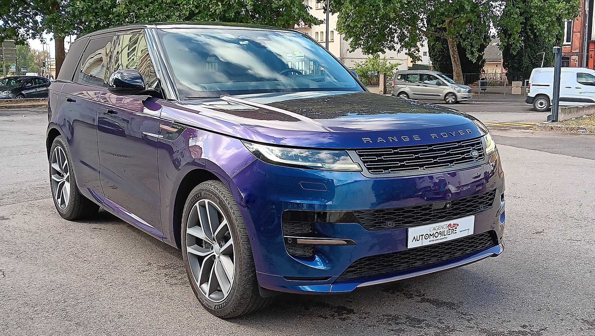 Land Rover Range Rover Sport lll 3.0i 550Ch AWD Hybrid Rechargeable