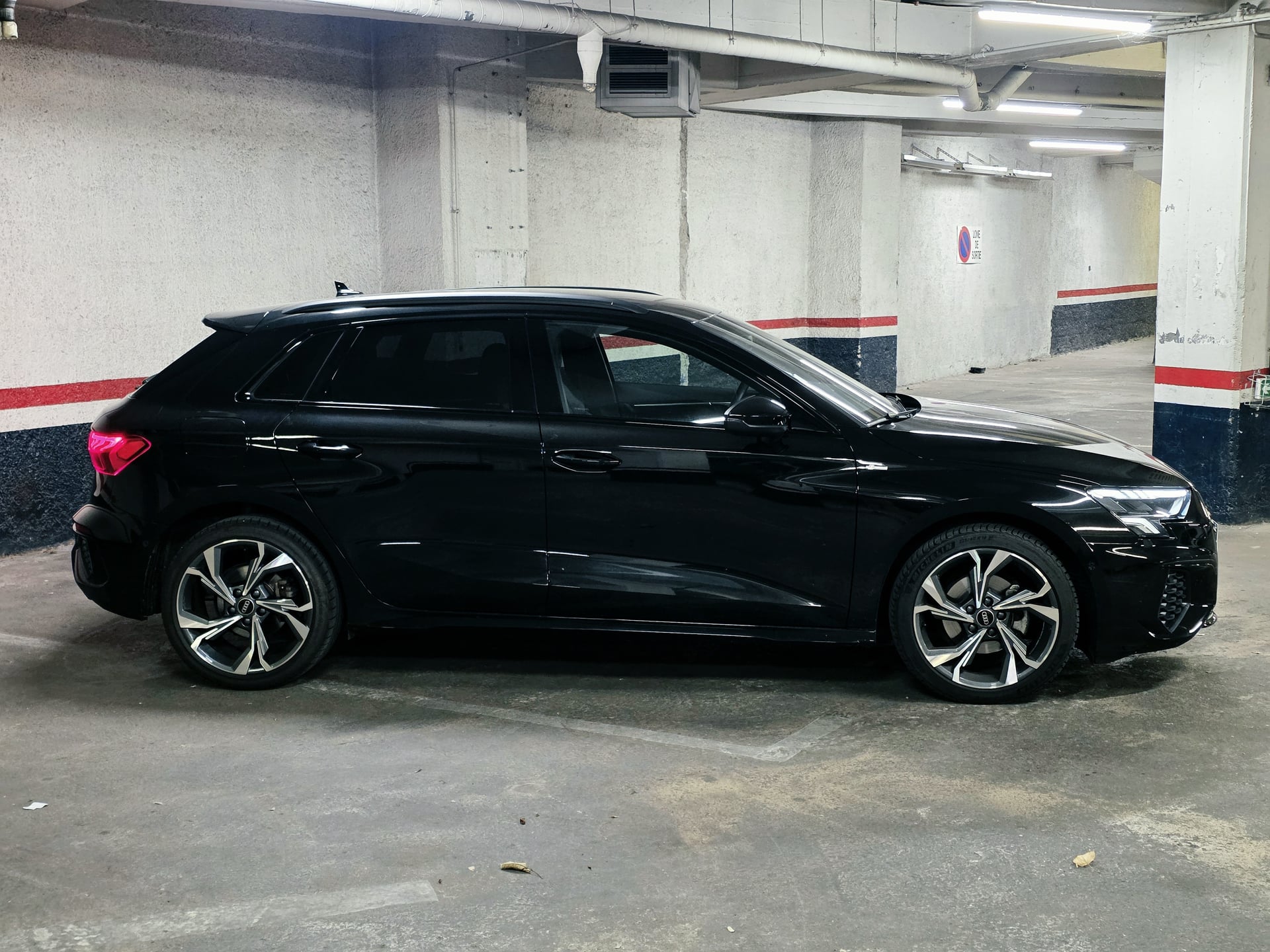 Audi A3 Sportback IV 35 TFSI 150 Hybride MHEV S-LINE S-TRONIC 7 — 2
