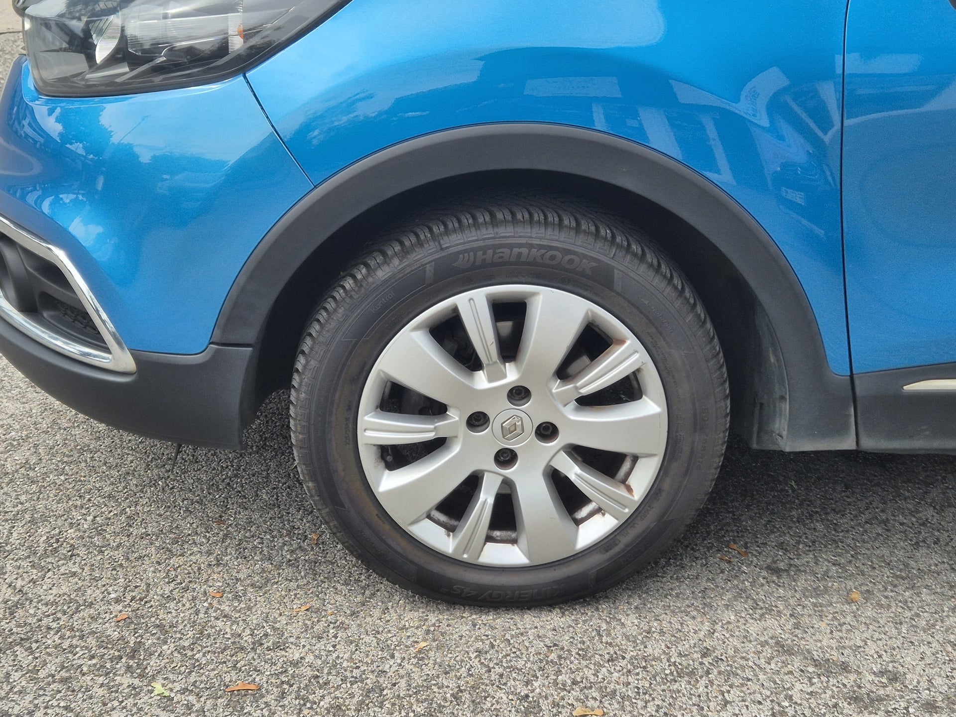 Renault Captur 1.5 DCI 90 cv ZEN + Attelage — 20