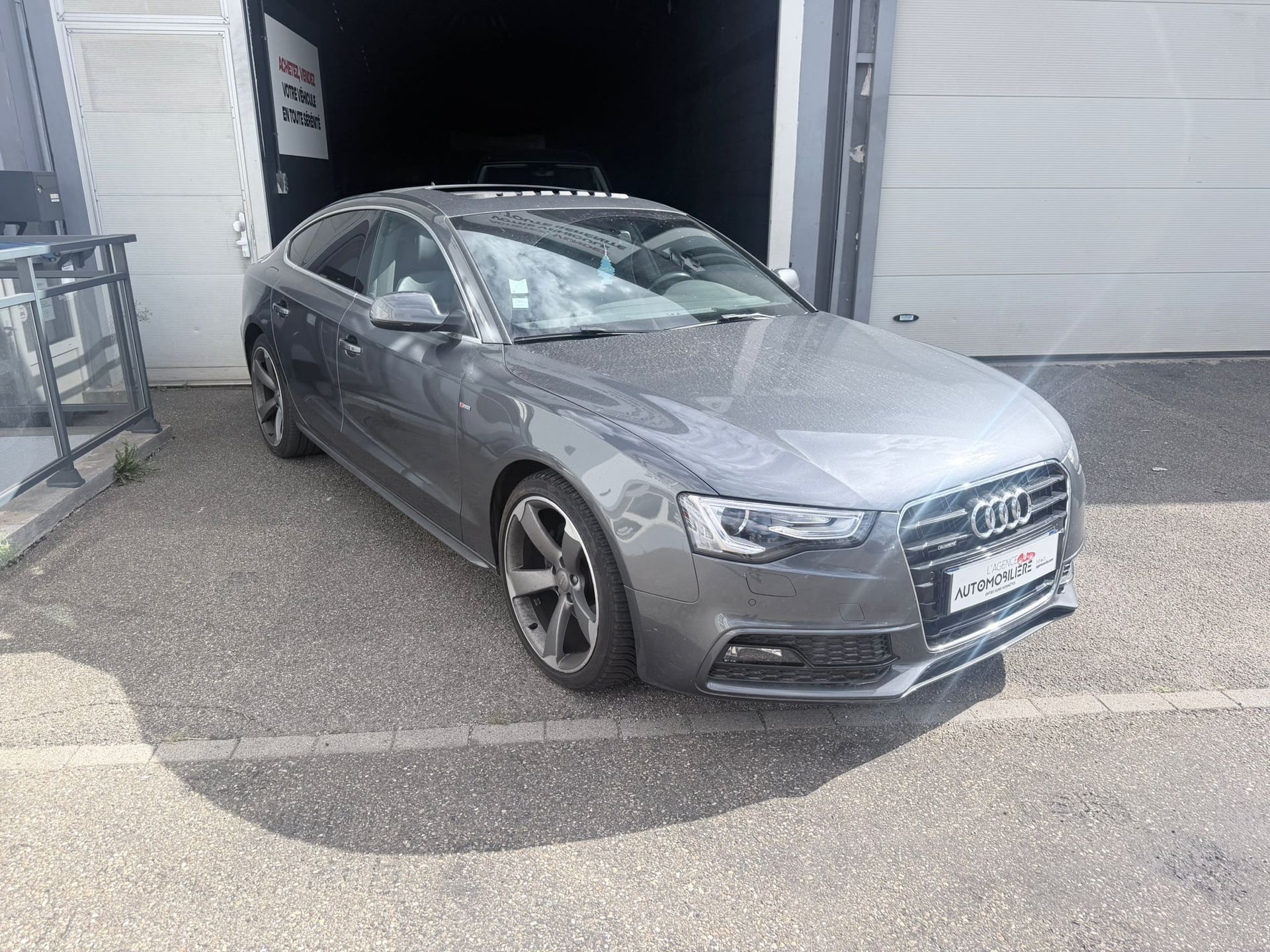 Audi A5 Sportback 2.0 TDI 190 S-LINE Bluetooth - Caméra de recul - Toit ouvrant — 23