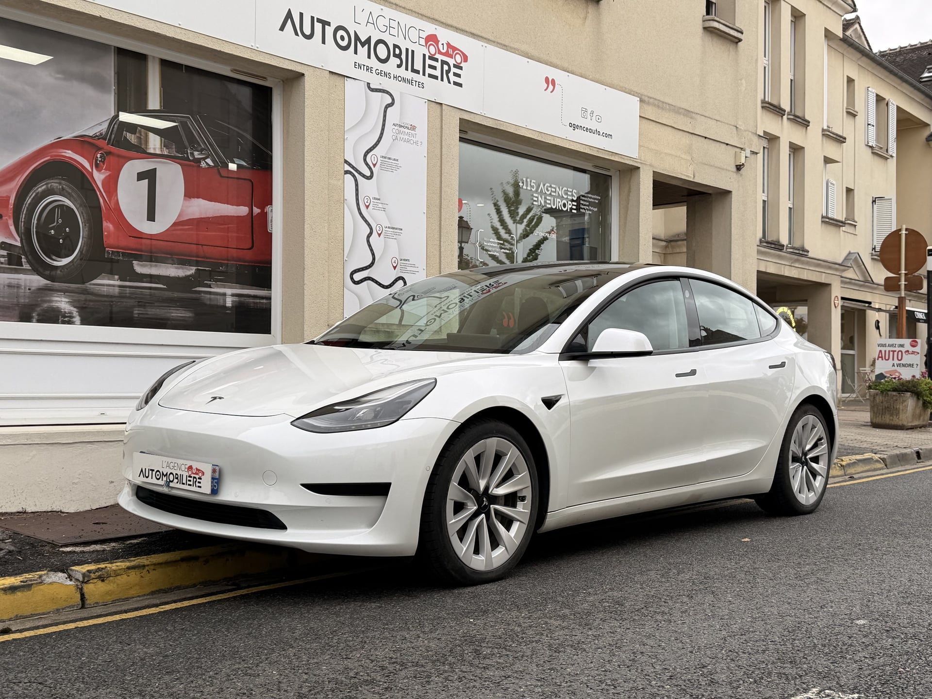 Tesla Model 3 TESLA MODEL-3 Standard Range Plus 285ch 60kwh