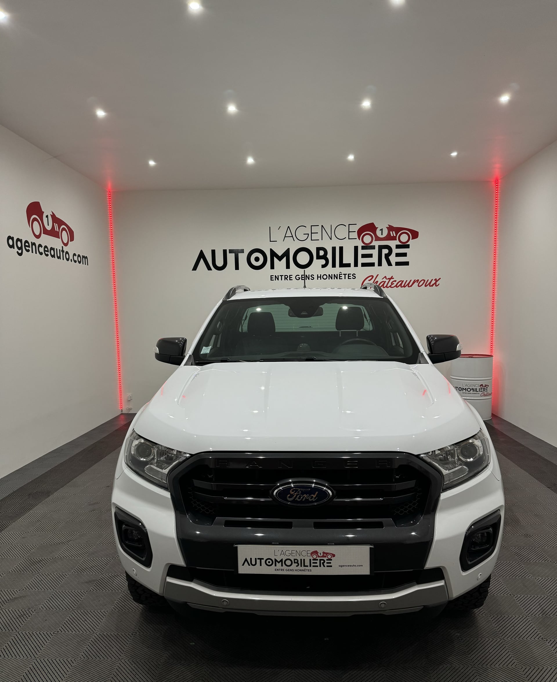 Ford Ranger III SUPER CAB WILDTRAK 2.0 213CV BVA10 4X4 CUIR CHAUF/GPS/CAMERA AR/TVA RECUP 20%/20 825€ HT — 2