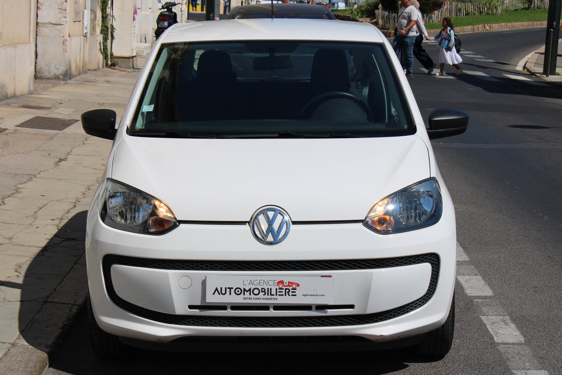 Volkswagen UP 1.0 60 TAKE UP ( Clim, Radio ... ) — 2