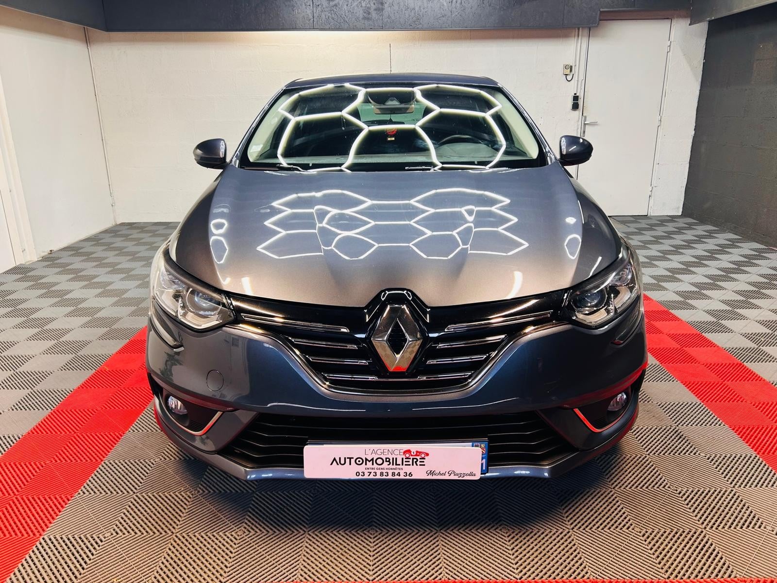 Renault MEGANE IV IV Hatchback 1.5 dCi 16V 110 cv - Finition Intens Energy — 2