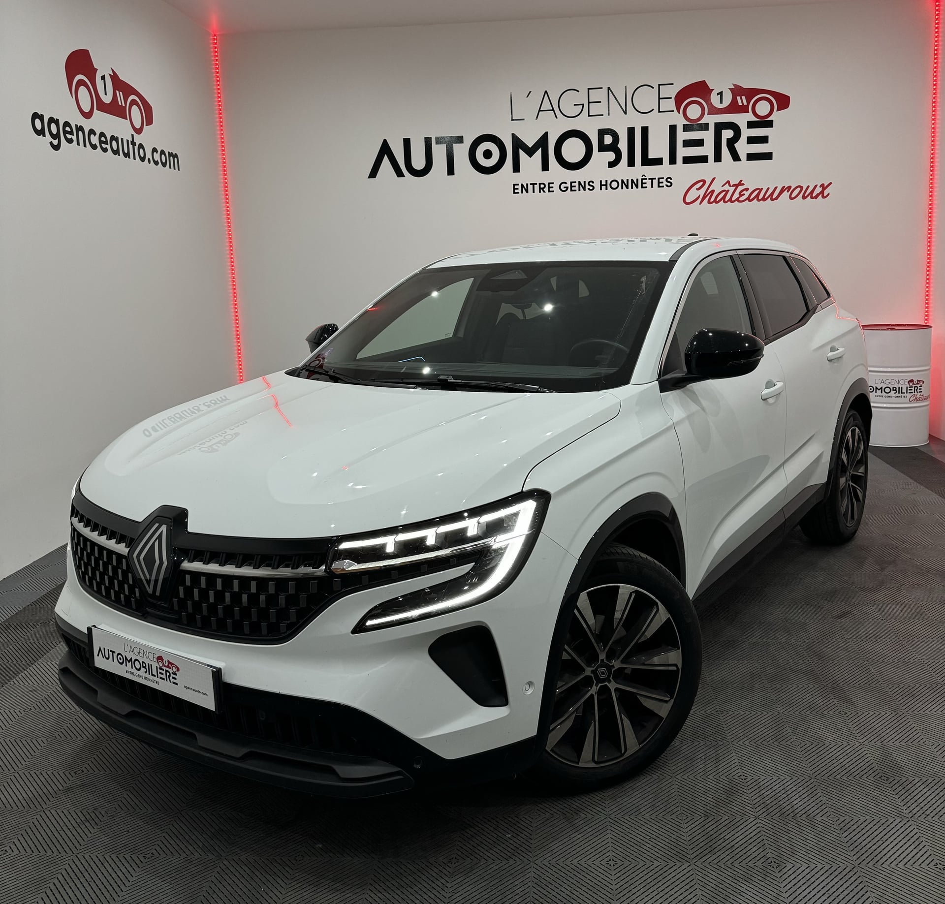 Renault Austral TECHNO MILD HYBRID TCE 160CV CVT7 SIEGES CHAUF/CARPLAY/I-COCKPIT/JTES 19'/FX LEDS/GPS/REG/BLUETOOTH/CAMERA