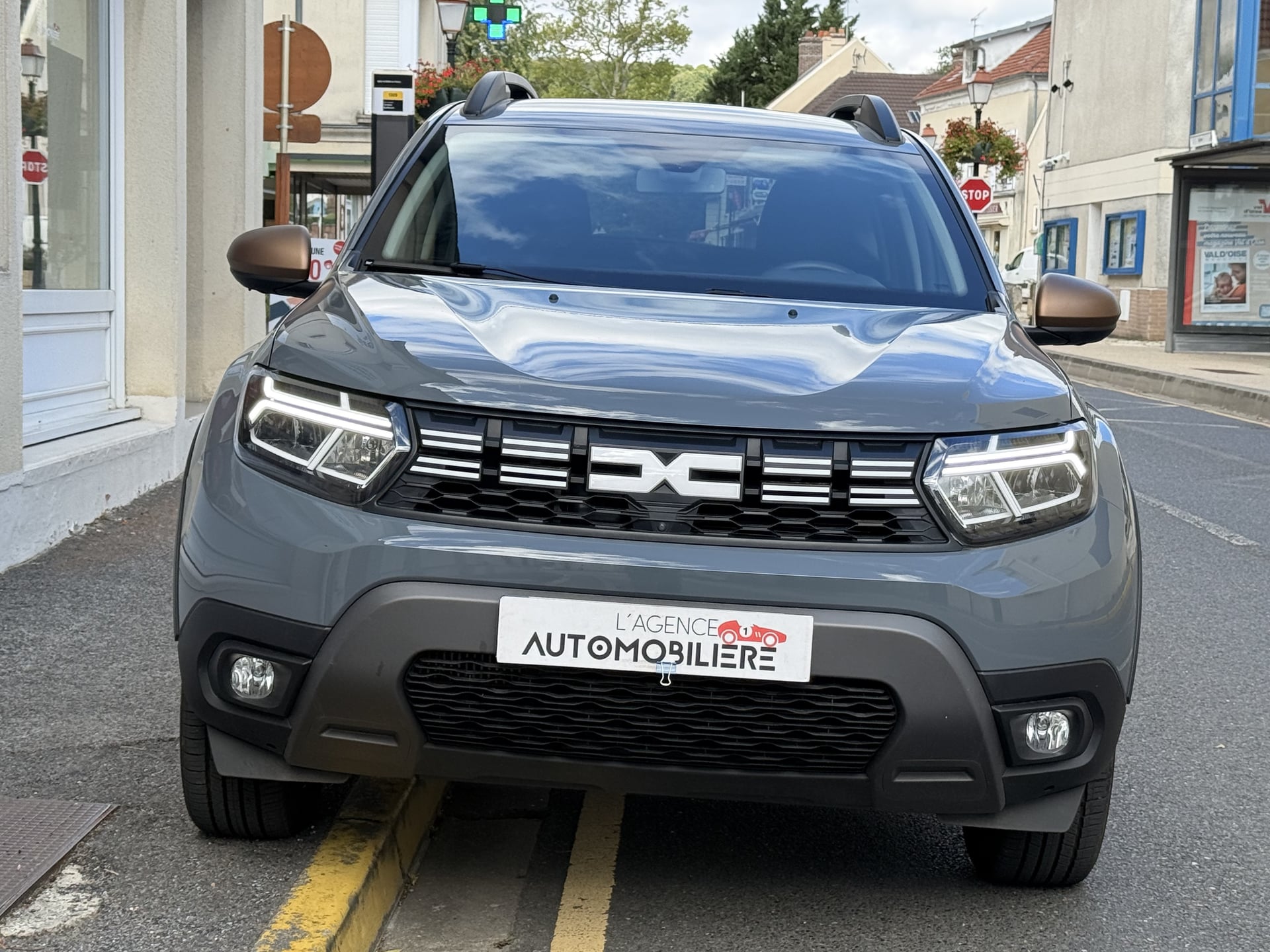 Dacia Duster Dacia Duster ECO-G 100 4x2 Extreme — 2