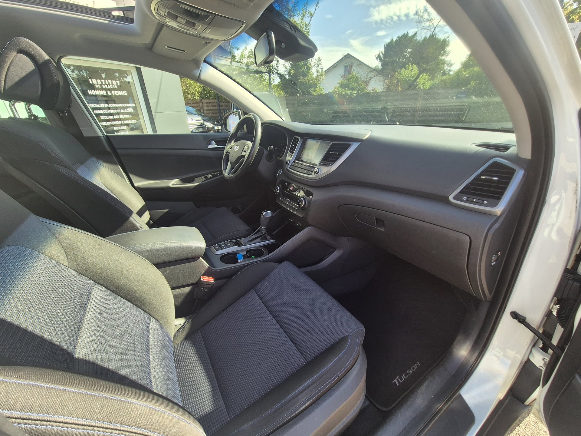 Hyundai Tucson 1.7 CRDi 141 CV 2WD DCT7 Boîte auto EXECUTIVE — 25