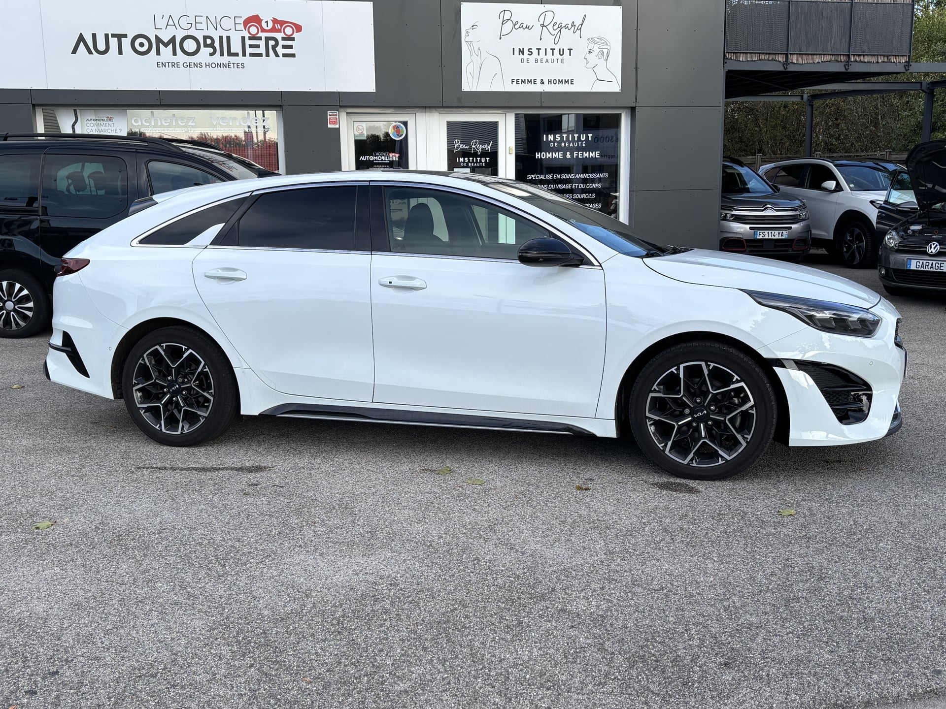 Kia Pro Ceed III Phase 2 1.5 T - GDi 160 ch GT LINE PREMIUM DCT7 - 1ère MAIN - — 2