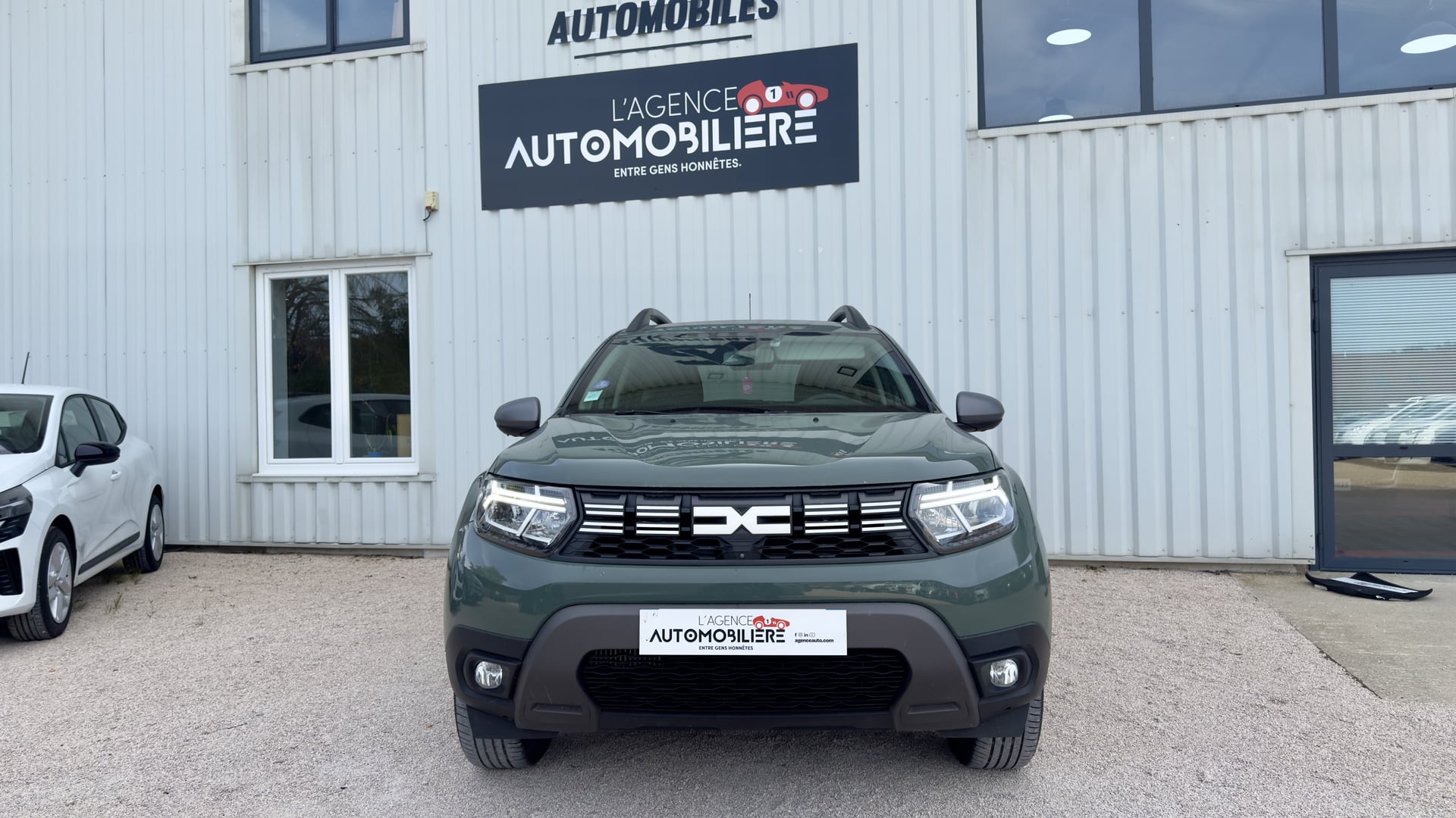 Dacia Duster 1.0 ECO-G 100ch Journey + 4x2 — 2